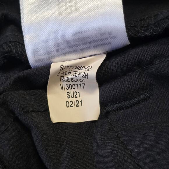 Gap Tech Shorts Men’s Size 32 Small True Black - Picture 6 of 8